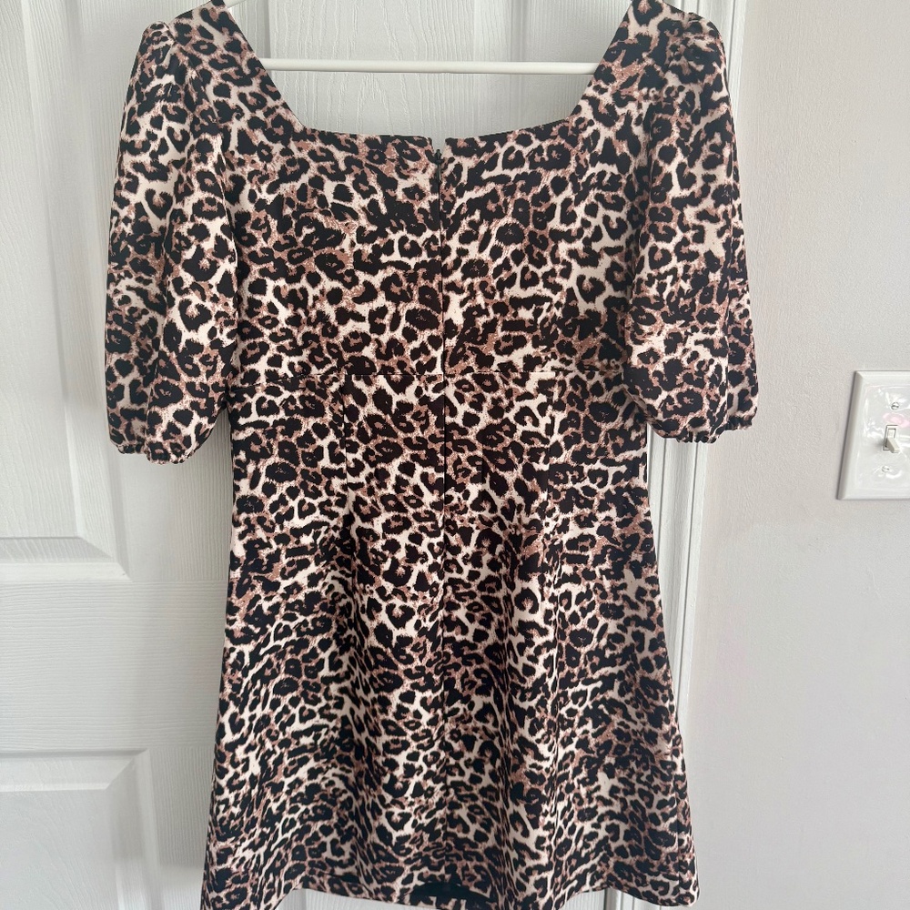 Bebe leopard print dress